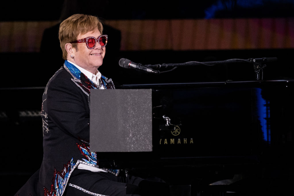 Elton John was unable to see in his right eye for 4 months due to an infection contracted in France