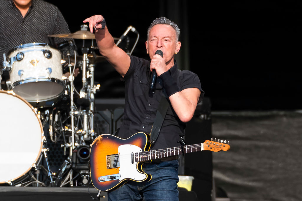 Bruce Springsteen has warned about the toxicity young musicians face in the industry following the death of Liam Payne