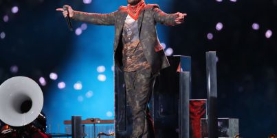 Justin Timberlake Wants to Address Britney Spears' Memoir With Oprah? 'Urging Him To Do a Tell-Less!'