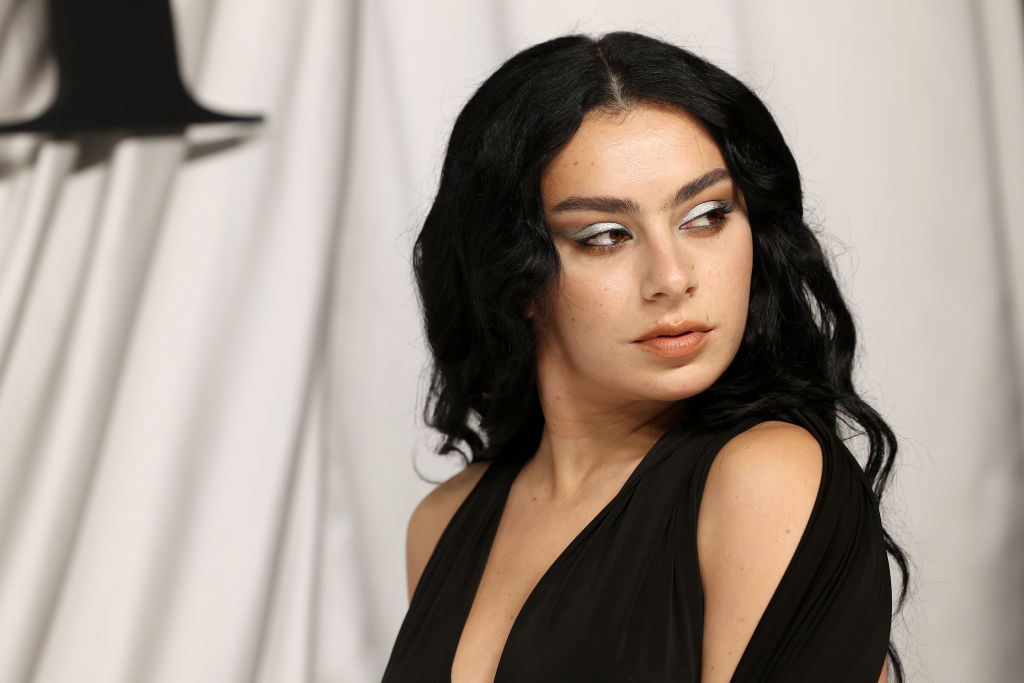 Charli XCX Calls Out ‘Fake Fans’ at LA Concert: ‘Are You Kidding?’