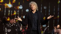 Jon Bon Jovi Helps Distraught Woman Off Bridge Ledge