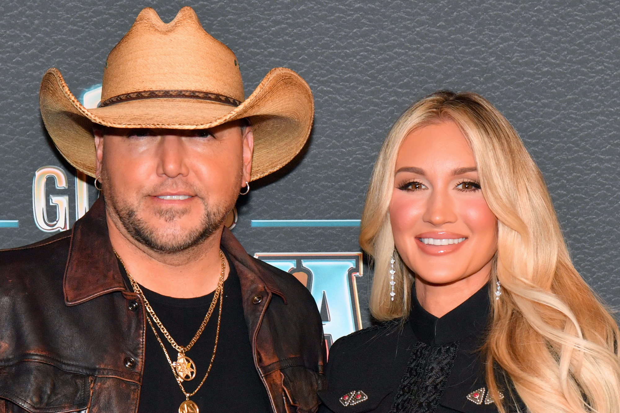 Jason Aldean’s wife reflects on the backlash they’ve received over the years for supporting Trump: ‘The tide is turning’