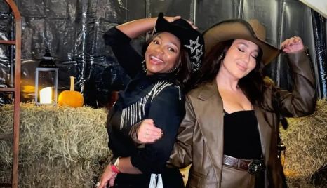 Naturi Naughton and Adrienne Bailon