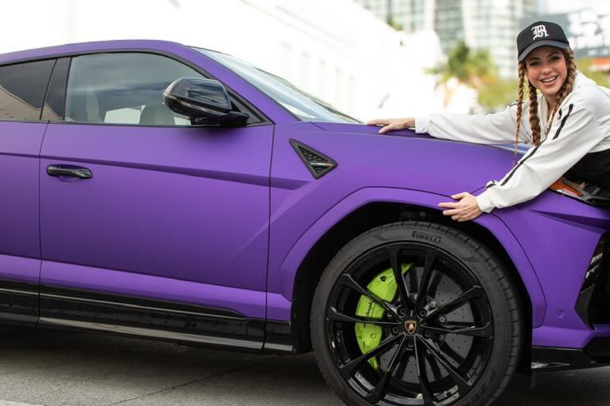 The iconic purple Lamborghini from Shakira’s ‘Soltera’ video has a winner