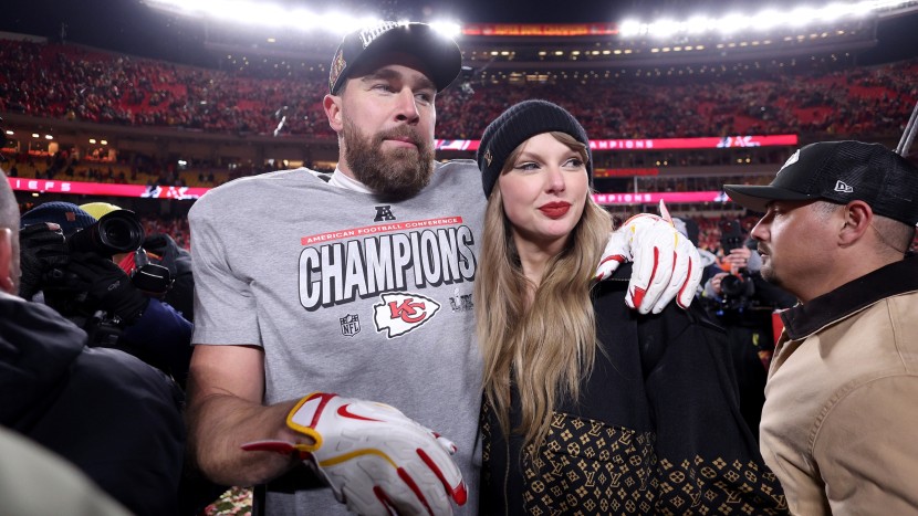 Travis Kelce, Taylor Swift