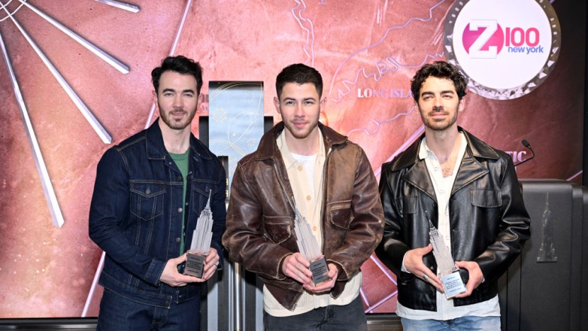 Jonas Brothers Unveil 20th Anniversary ‘Living the Dream’ Tour –