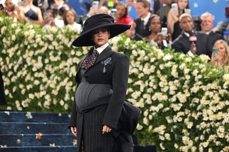 Rihanna and A$AP Rocky Announce Baby No. 3 With Glamorous