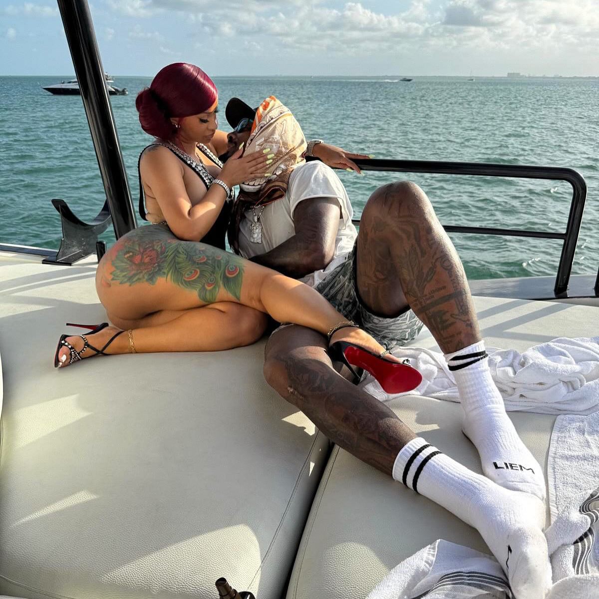 Cardi B posts photos with Diggs on Instagram, divorces Offset Cardi B posts photos with Diggs on Instagram, divorces Offset