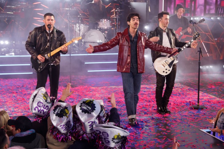 Jonas Brothers Announce More Concerts with Marshmello, All-American Rejects