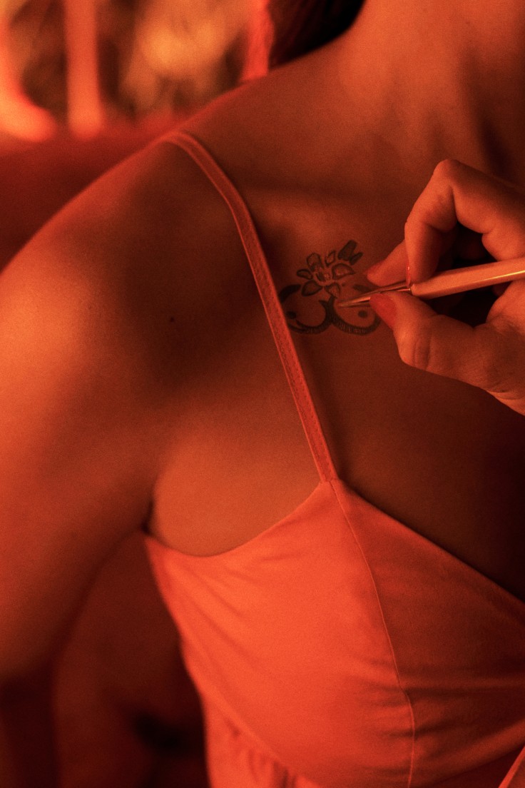 Karol G Airbnb Experience Tropicoqueta