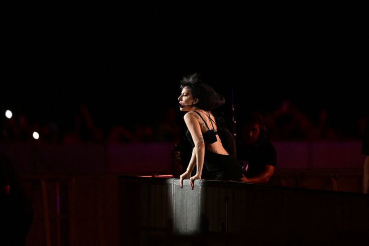 Lady Gaga Slips During Vegas Concert While Singing 'Into the