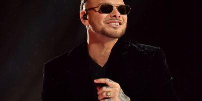 Country Singer Kane Brown Inspires Fans With Shredded Summer Body 