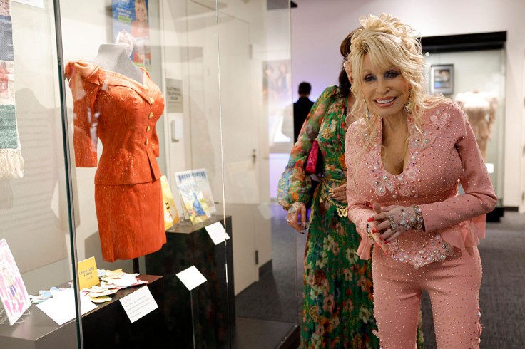 Dolly Parton Delays Vegas Concerts Following Doctor’s Orders
