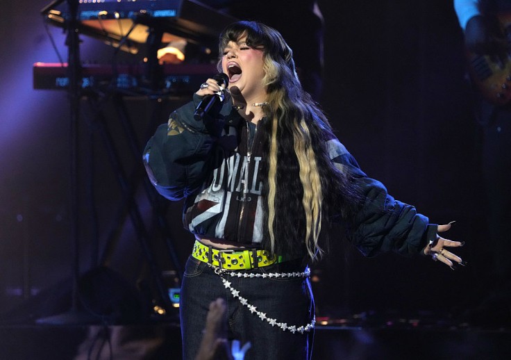 Lola Young Steps Away From Spotlight After Health Scare at