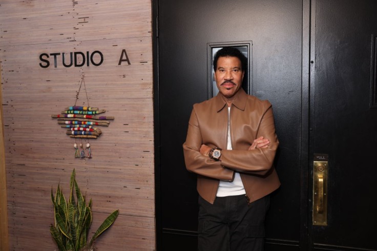 Lionel Richie Reveals Why Michael Jackson Was Nicknamed 'Smelly' by