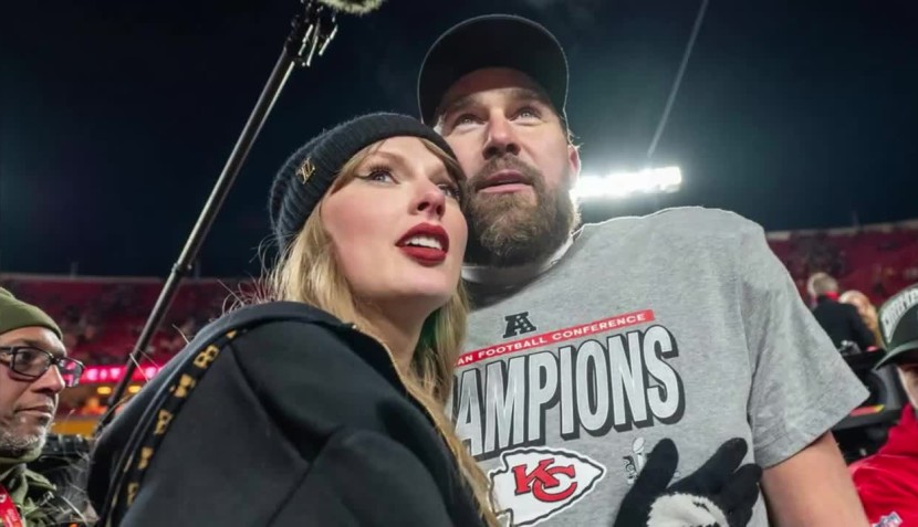 Taylor Swift Surprises Fans with Acoustic ‘Shake It Off’ at Travis Kelce’s TEU Afterparty