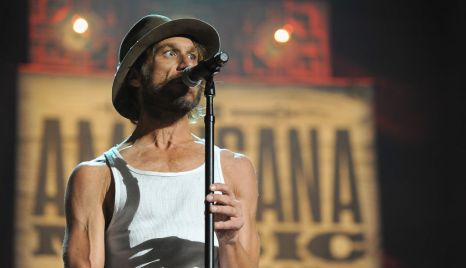 Todd Snider Arrested on Charges of Disorderly Conduct and Trespassing