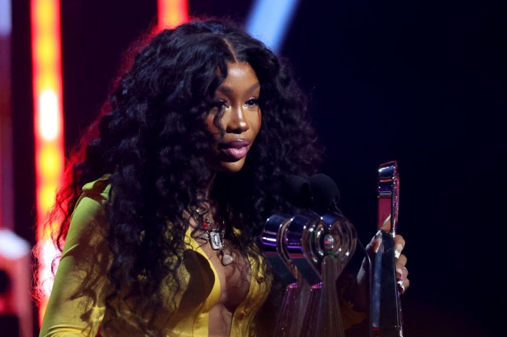 SZA Says Nicki Minaj’s Attacks Were ‘Strange’ and Baseless: ‘It’s