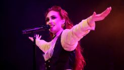 Chappell Roan Demands Strict Rules for Photographers on Red Carpets