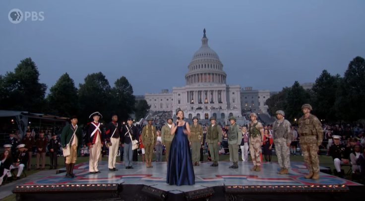 Laura Osnes performs "My Country, 'Tis of Thee"
