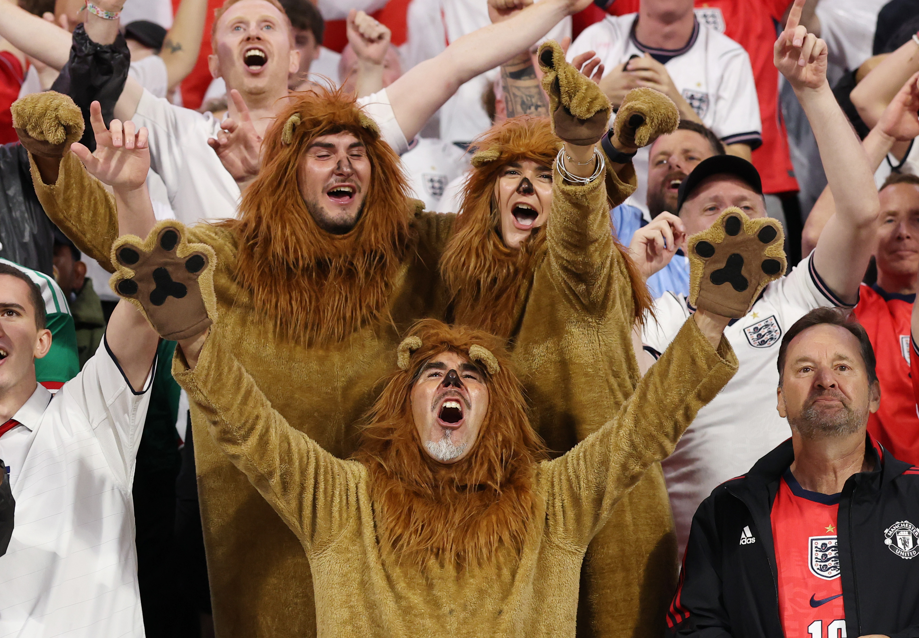 England supporters celebrating during the team’s 2026 World Cup run
