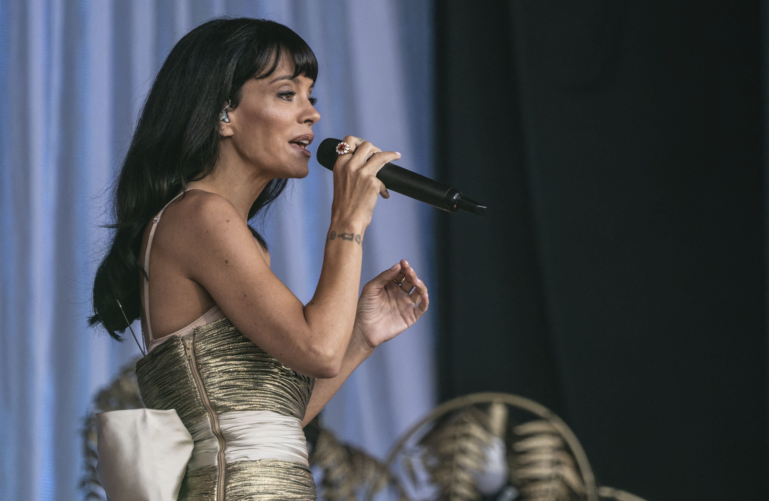 Lily Allen Moves Five North American Arena Shows To Smaller Venues And lily-allen-moves-five-north-american-arena-shows-to-smaller-venues-and