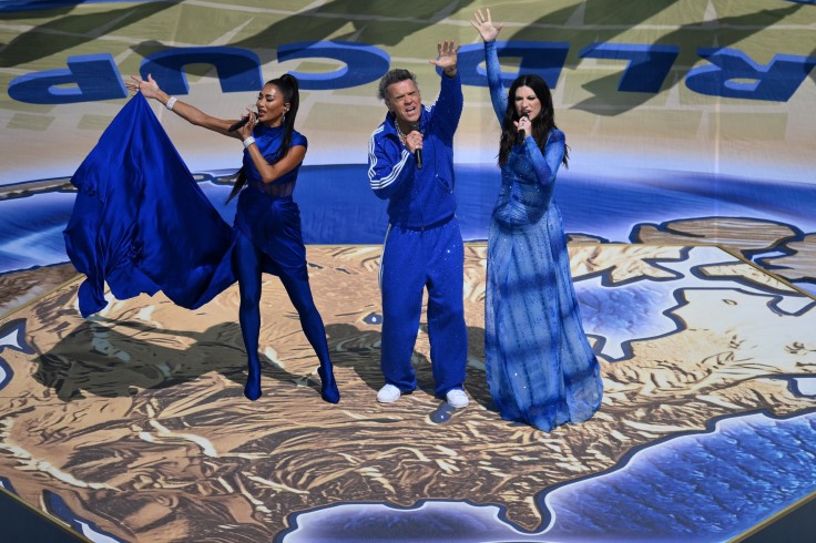 Robbie Williams, Laura Pausini and Nicole Scherzinger Perform 'Desire' at World Cup 2026 Closing Ceremony