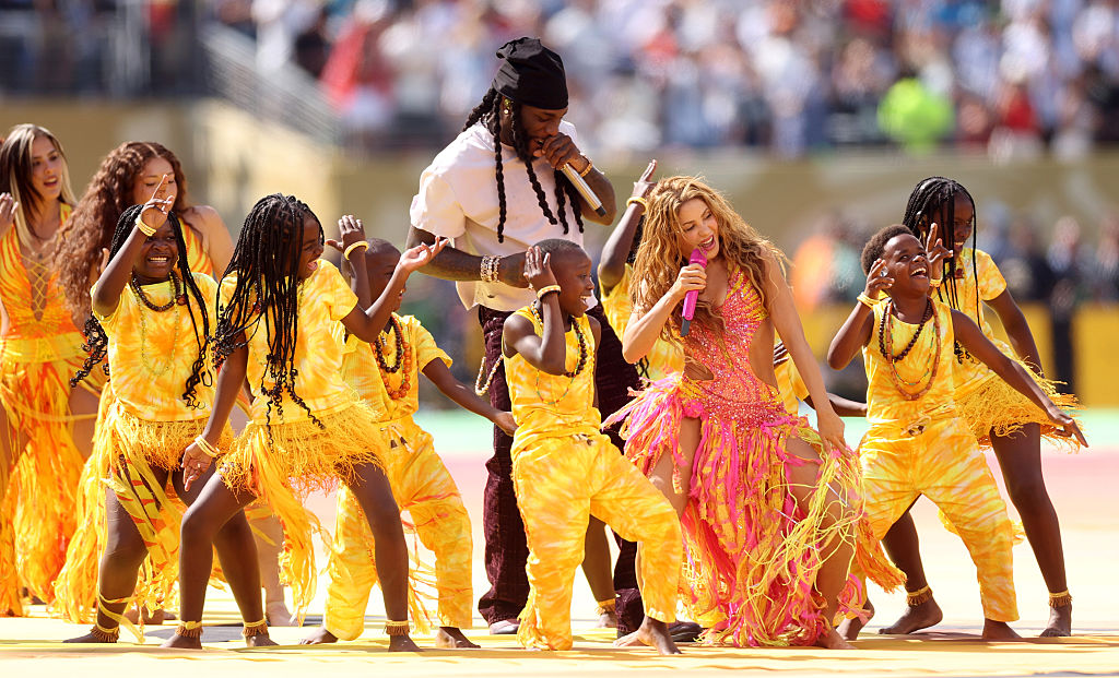 Shakira And Burna Boy s Dai Dai Reclaims No 1 On Billboard Global 200 shakira-and-burna-boy-s-dai-dai-reclaims-no-1-on-billboard-global-200